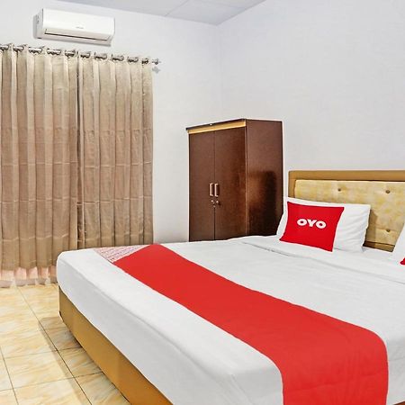 Hotel Oyo 90344 Wijayanti à Banyuwangi  Extérieur photo