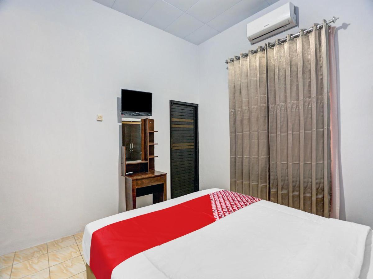 Hotel Oyo 90344 Wijayanti à Banyuwangi  Extérieur photo